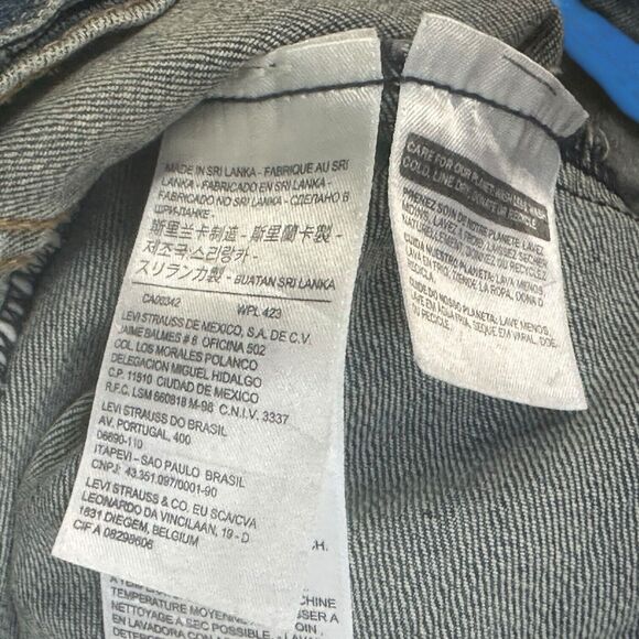Levis Jacket Womens Medium Blue Denim Trucker Medium Wash Stretch Jean Pockets - Picture 8 of 11